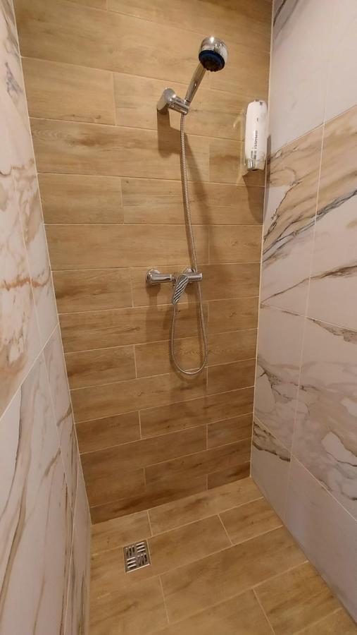 Apartmány Podlavice Banská Bystrica Esterno foto