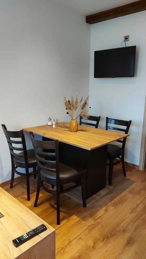 Apartmány Podlavice Banská Bystrica Esterno foto