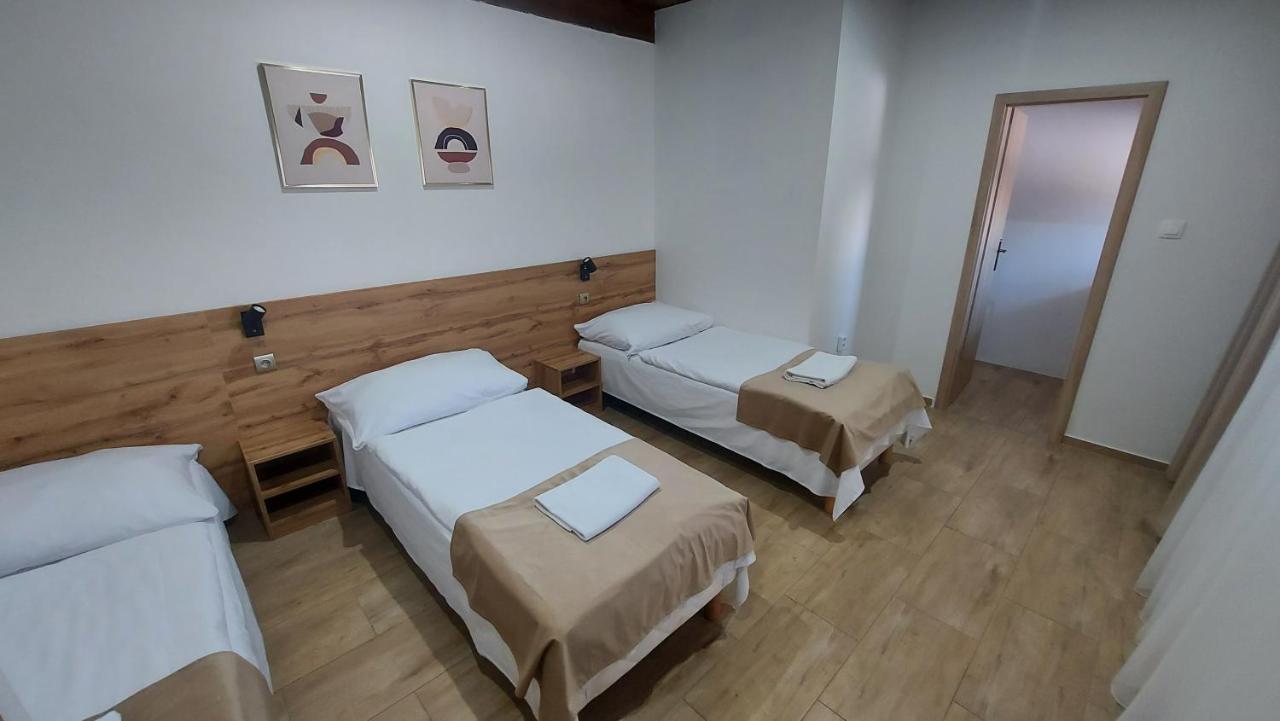 Apartmány Podlavice Banská Bystrica Esterno foto