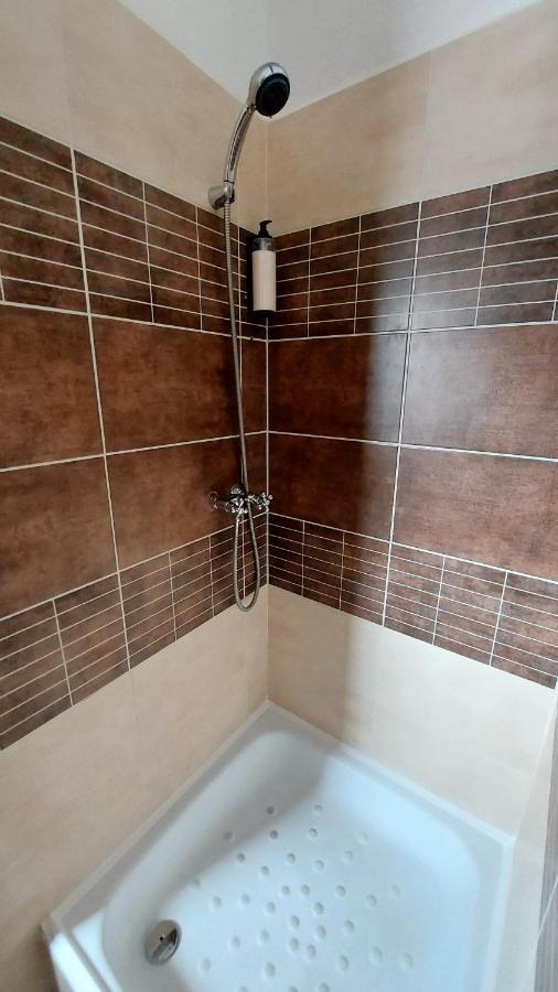 Apartmány Podlavice Banská Bystrica Esterno foto